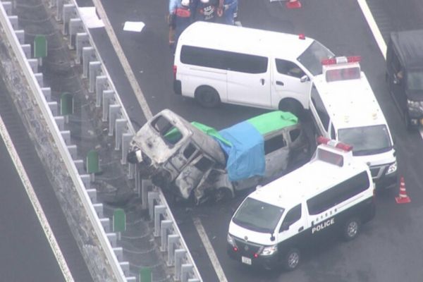 【なぜ】東北道で逆走の運転手は誰で名前は？Uターンの理由は？